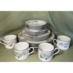 Noritake Grape Arbor 4008 China Set 20 Pc (4) Complete Place Settings Vintage